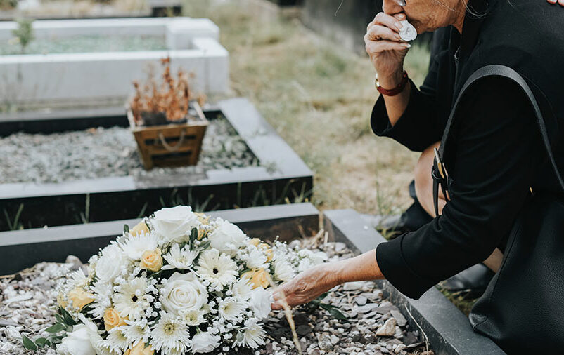 Rituais fúnebres no cemitério